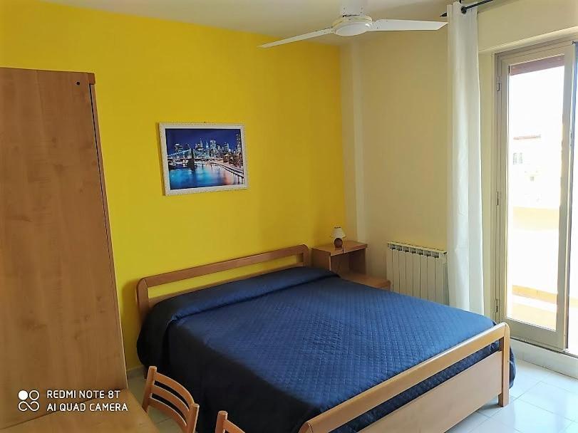 Eliseo Hotel 2*