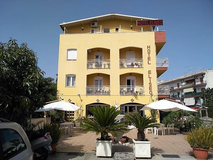 Eliseo Hotel 2*
