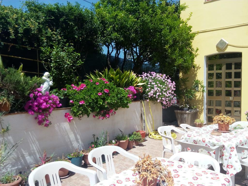 Eliseo Hotel 2*